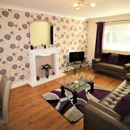 Doncaster - Boswell - Large Balcony Apartment - 2 Double Beds - 2 Bedrooms - Close To Town & Racecourse - Off Street Parking 2 Cars - Fast Wifi 外观 照片
